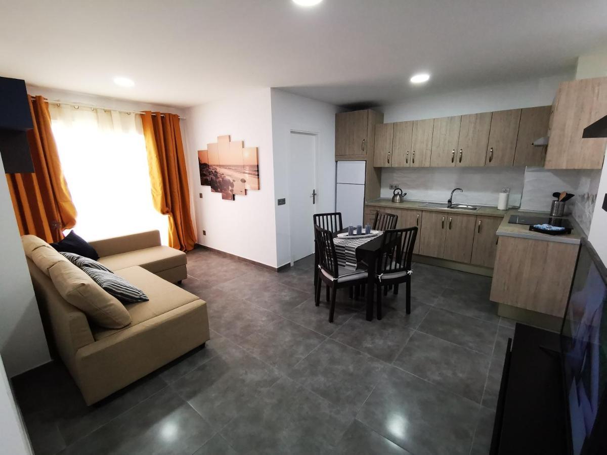 65m² 2 slaapkamer, 2 privé badkamer Appartement in Adeje Costa Adeje  Buitenkant foto