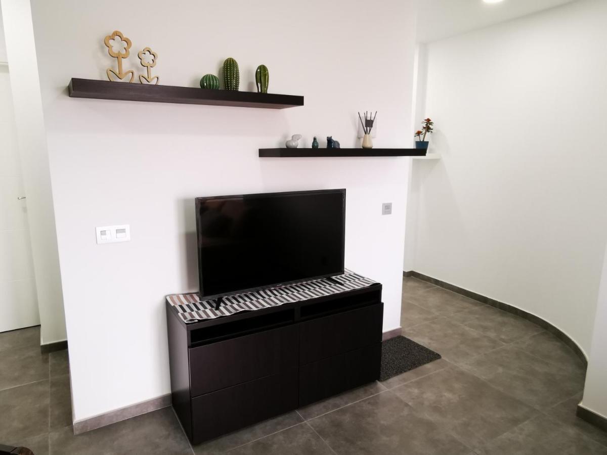 65m² 2 slaapkamer, 2 privé badkamer Appartement in Adeje Costa Adeje  Buitenkant foto